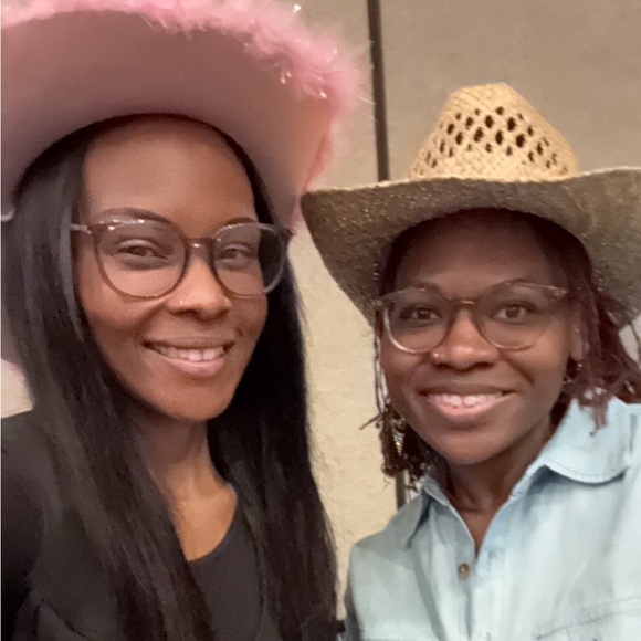 Meet your Posher, Morgan - Picture 5 of 5